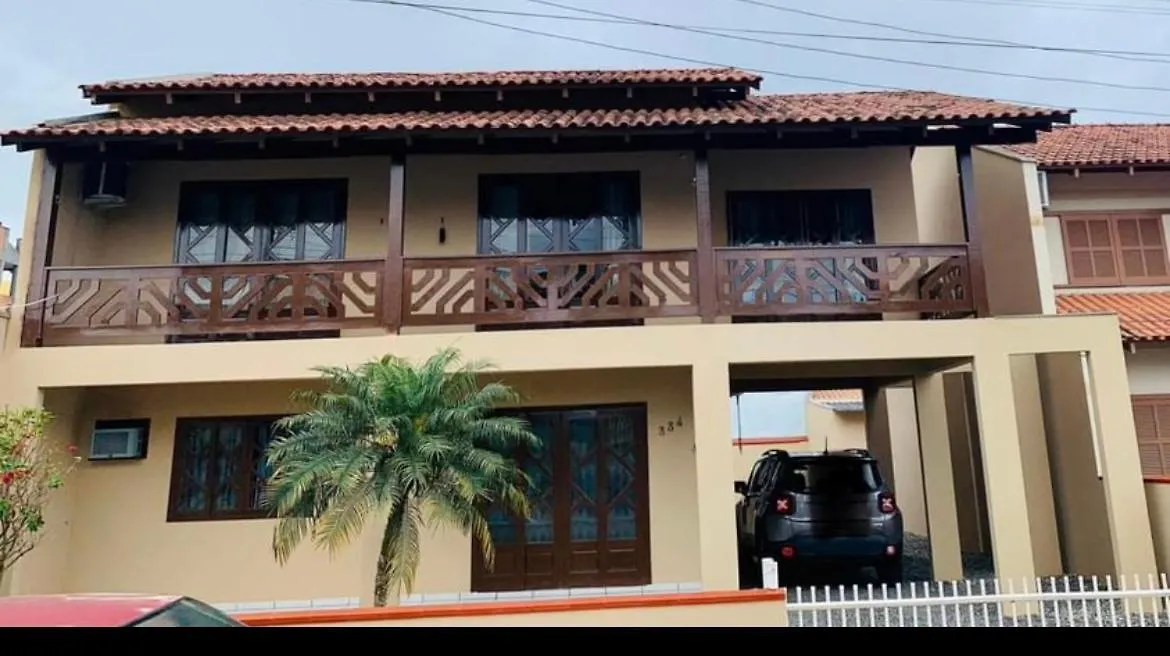 Casa vacanze Casa Espacosa A 300M Do Mar Piçarras Brasile